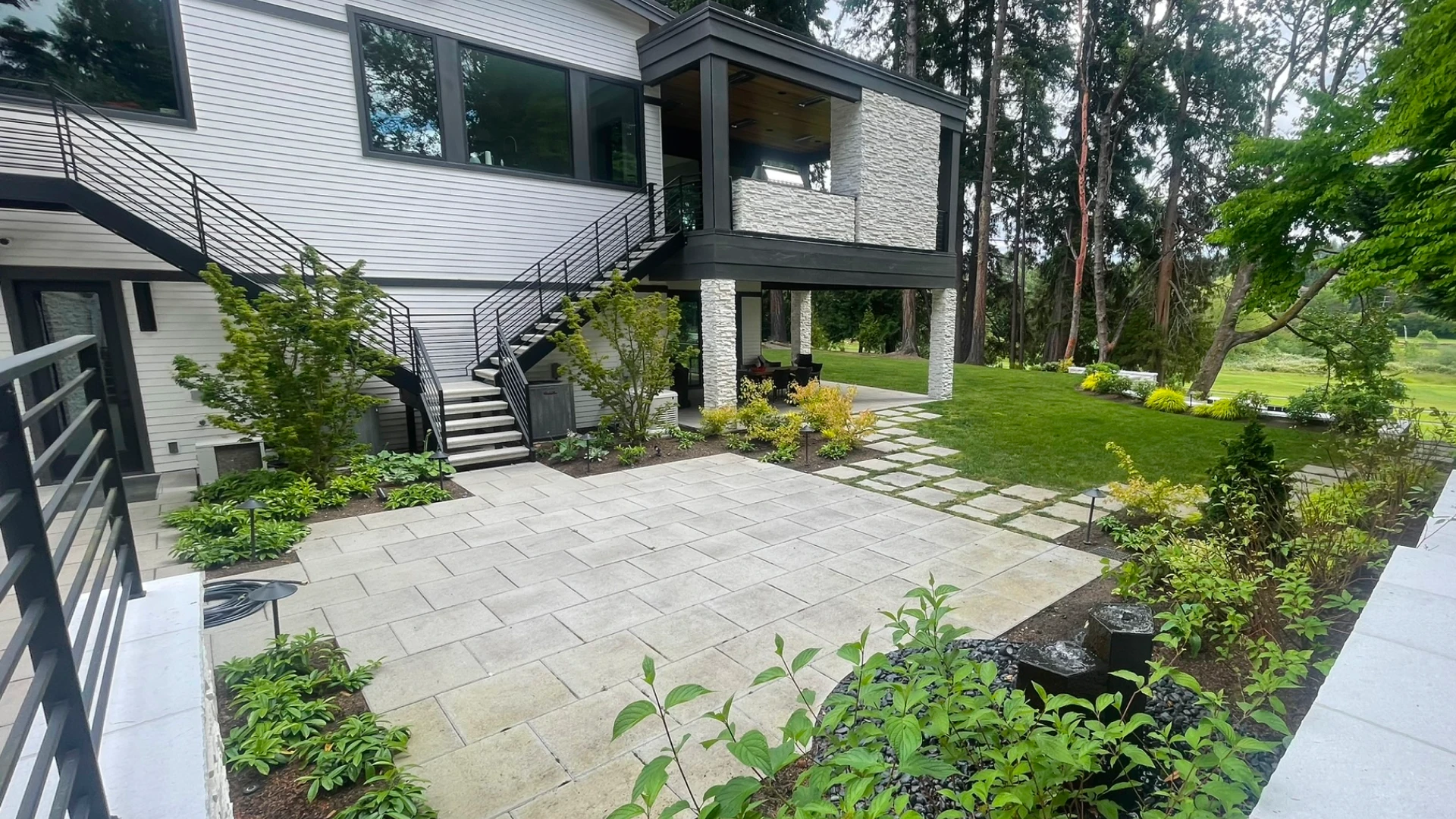 bear-creek-modern-midcentury-gallery-01